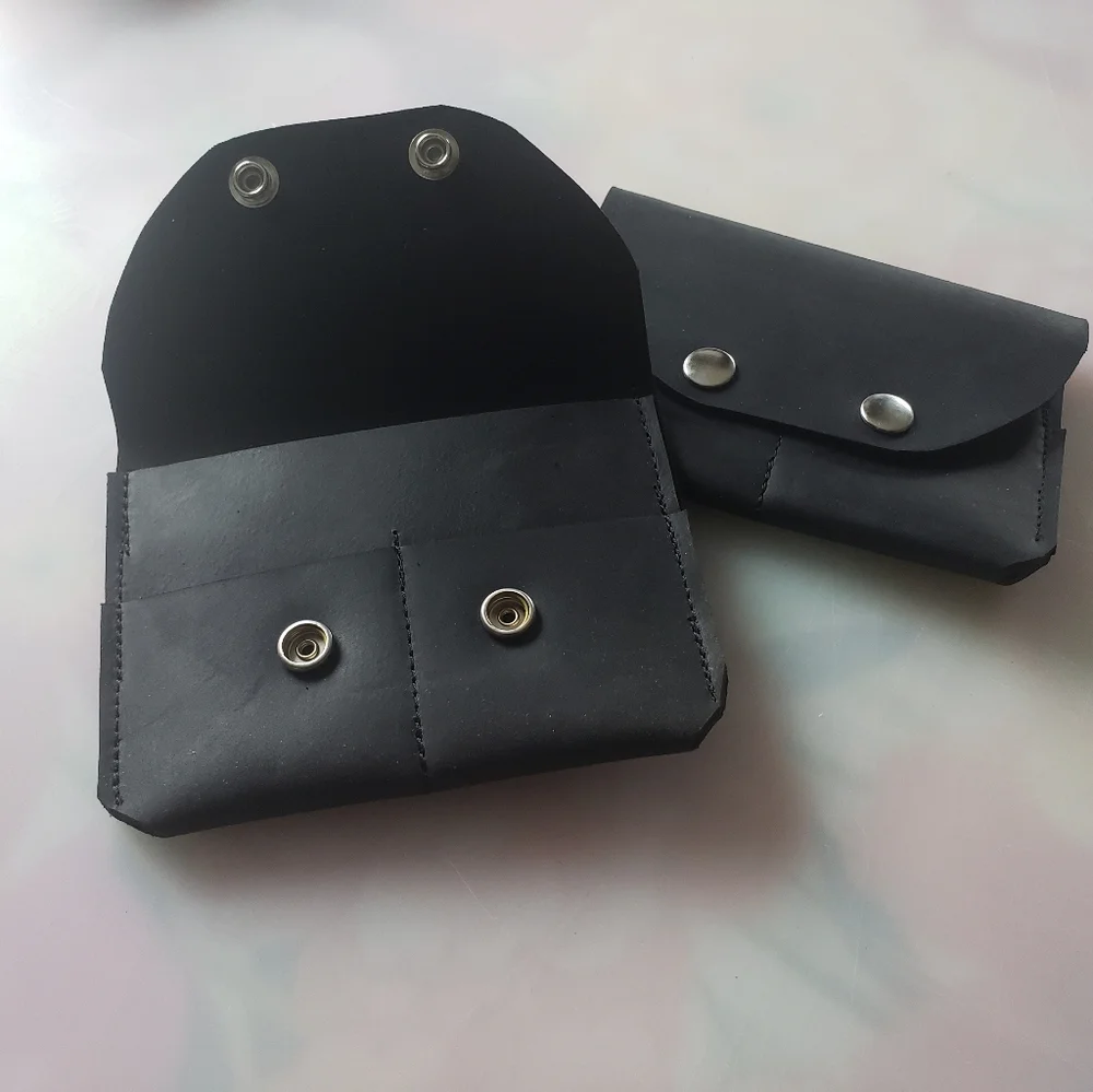 Full Grain Oil Tan Leather Black Wallet